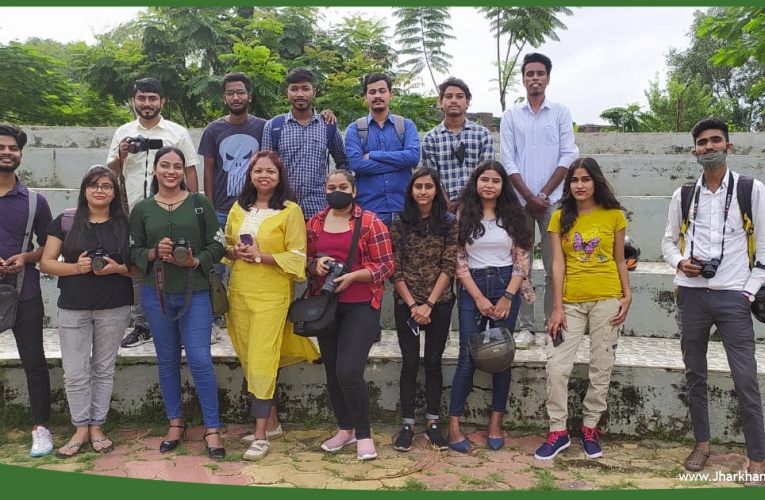 वर्ल्ड फोटोग्राफी डे: गोस्सनर कॉलेज मास कम्युनिकेशन के विद्याथियों ने नेचर फोटोग्राफी का लुत्फ उठाया..